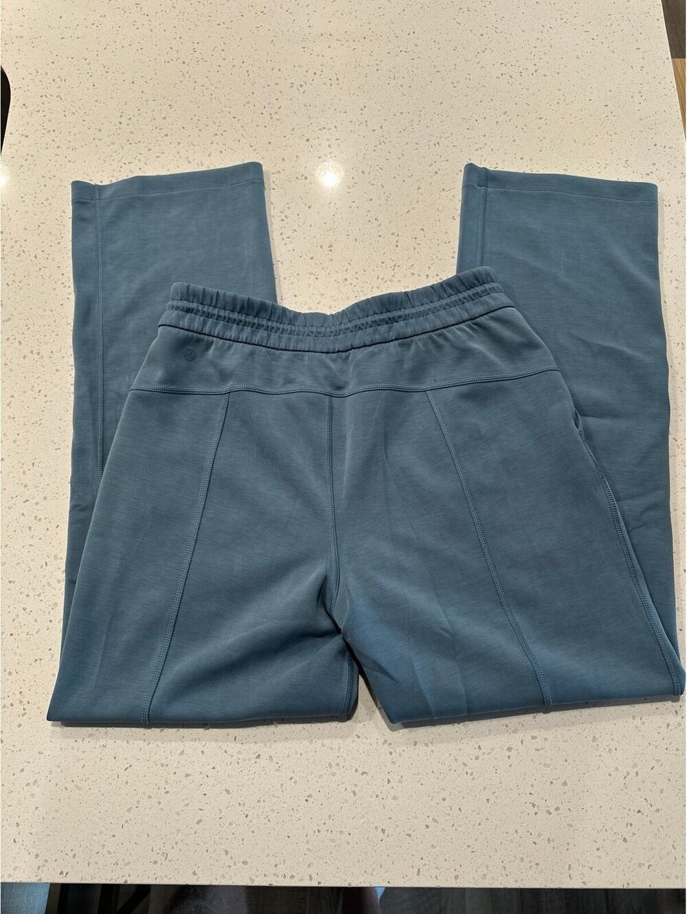 Lululemon Softstreme Size 8